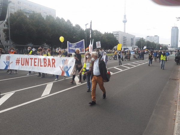 Die Demo des Bündnisses #unteilbar forderte die suspendierten Grundrechte nicht ein