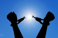 Scott Ritter an Deutschland: "Wenn ihr leben wollt, trennt euch von dem, was euch umbringt!"